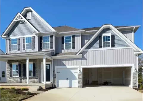 469 Creekside Dr, Commercial Point, OH 43116
