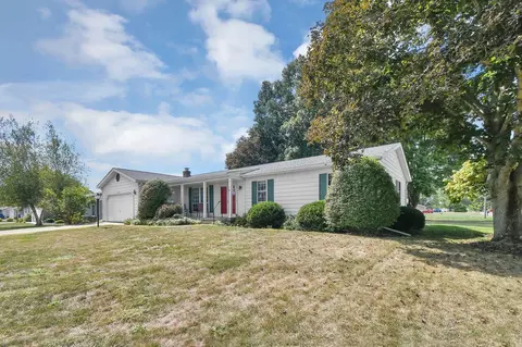 1345 Sherwood Downs Rd W, Newark, OH 43055