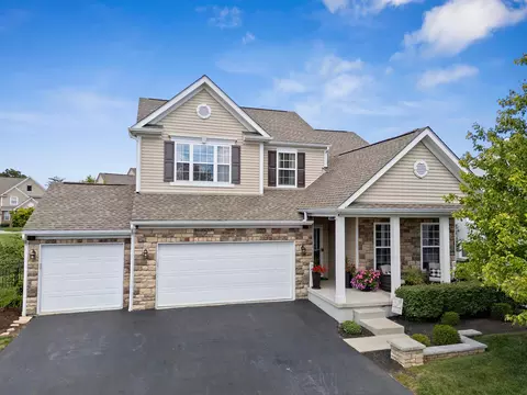 2114 Visconti Dr, Grove City, OH 43123