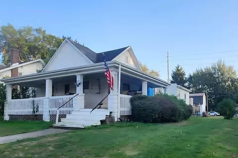 207 E Montford Ave, Ada, OH 45810 photo 2