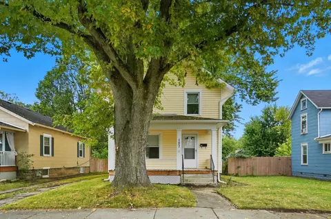 Exterior - 127 Bellevue Ave, Springfield, OH 45503 photo 2 of 8