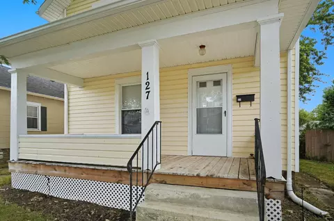 Exterior - 127 Bellevue Ave, Springfield, OH 45503 photo 3 of 8