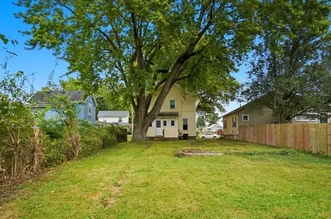 Exterior - 127 Bellevue Ave, Springfield, OH 45503 photo 6 of 8
