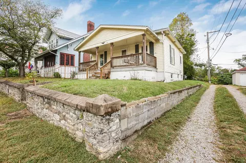 227 Park Ave, New Lexington, OH 43764