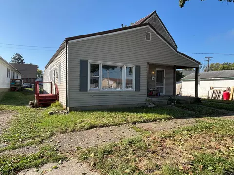 417 Half Ave, Circleville, OH 43113 photo 1