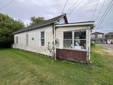 13556 Richards St NE, Millersport, OH 43046