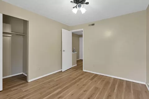 Bedroom - 387 Shell Ct E, Columbus, OH 43213 photo 5 of 5
