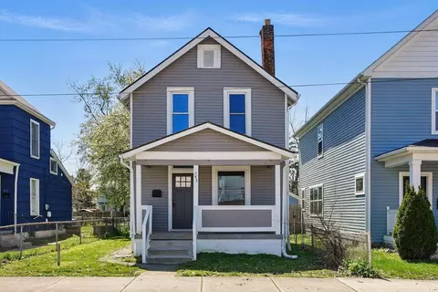 743 Reinhard Ave, Columbus, OH 43206