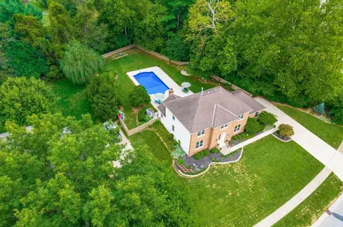 9756 Camelot St NW, Pickerington, OH 43147