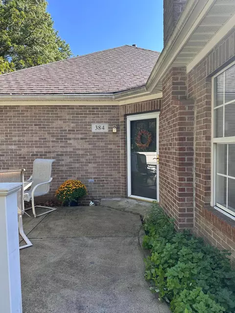 384 Park Woods Ln, Powell, OH 43065