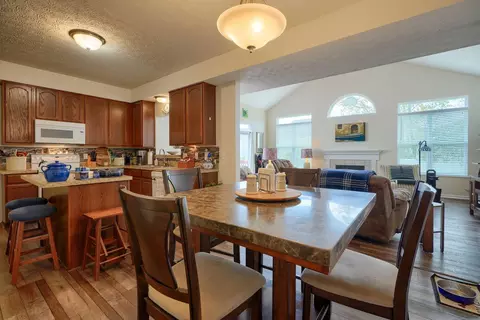 Dining - 347 Victor Dr, Circleville, OH 43113 photo 1 of 3