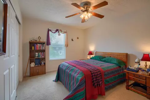 Bedroom - 347 Victor Dr, Circleville, OH 43113 photo 4 of 6