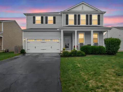 168 Copland Dr, Pataskala, OH 43062