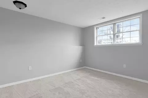 Bedroom - 1068 Tobi Dr, Columbus, OH 43207 photo 5 of 5