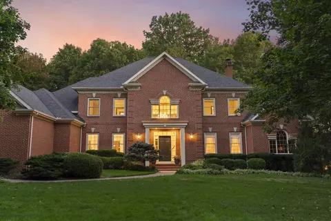5175 Woodbridge Ave, Powell, OH 43065