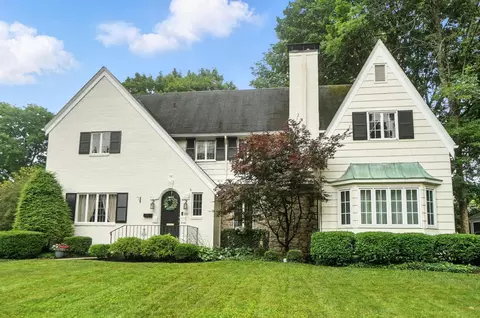 141 Hawthorne Rd, Springfield, OH 45504