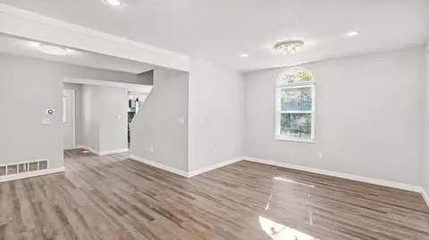Living - 6342 Bannister Dr, Dublin, OH 43017 photo 3 of 5