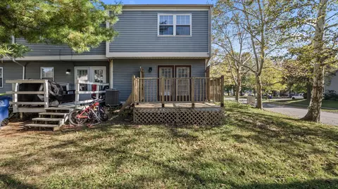 Exterior - 6342 Bannister Dr, Dublin, OH 43017 photo 5 of 11