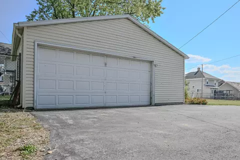 Exterior - 415 Belleaire Ave, Springfield, OH 45503 photo 13 of 14