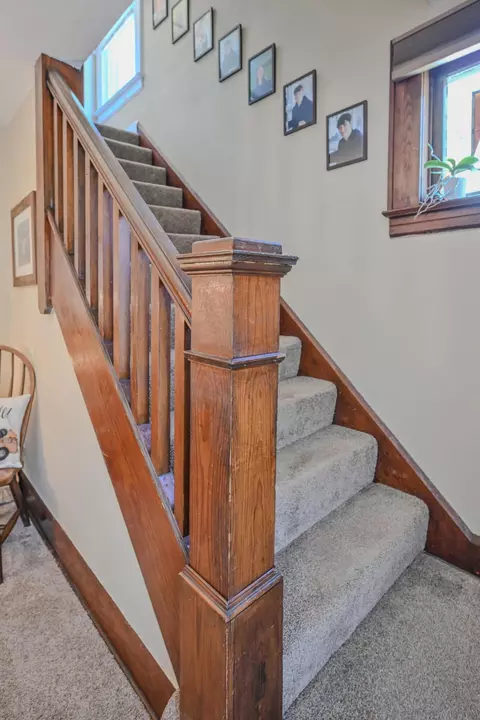 Entry Way - 415 Belleaire Ave, Springfield, OH 45503 photo 3 of 6