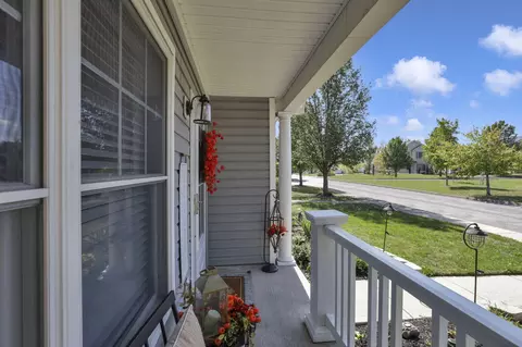 Exterior - 5480 Lanterns Way #355, Orient, OH 43146 photo 2 of 5