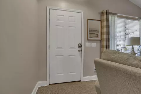 Entry Way - 5480 Lanterns Way #355, Orient, OH 43146 photo 2 of 4