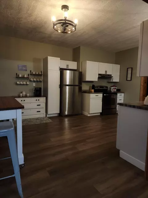 Kitchen - 28129 Kime Holderman Rd, Circleville, OH 43113 photo 1 of 2