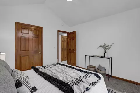 Bedroom - 5583 Durrett Rd, Orient, OH 43146 photo 2 of 4
