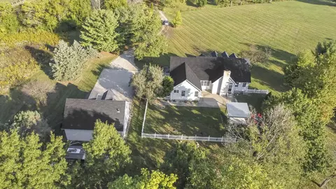 View/Area - 5583 Durrett Rd, Orient, OH 43146 photo 6 of 8