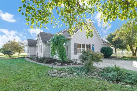 Exterior - 5583 Durrett Rd, Orient, OH 43146 photo 4 of 10