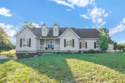 Exterior - 5583 Durrett Rd, Orient, OH 43146 photo 2 of 10