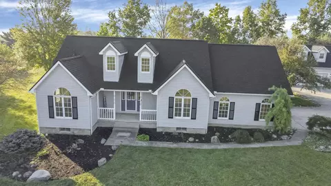 Exterior - 5583 Durrett Rd, Orient, OH 43146 photo 3 of 10