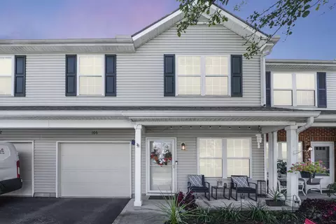 106 Portrait Cir, Pickerington, OH 43147