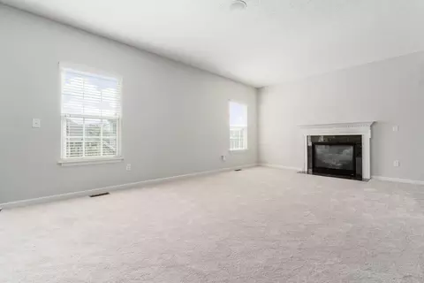 Living - 205 Cornstalk St, Pickerington, OH 43147 photo 3 of 6