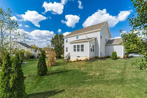 Exterior - 205 Cornstalk St, Pickerington, OH 43147 photo 5 of 5