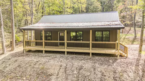 36724 Smith Chapel Rd, Logan, OH 43138