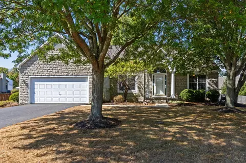 6086 Hemingway Pl, Westerville, OH 43082