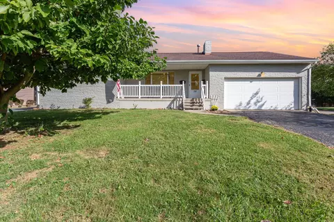 752 Maxola Ave, Newark, OH 43055