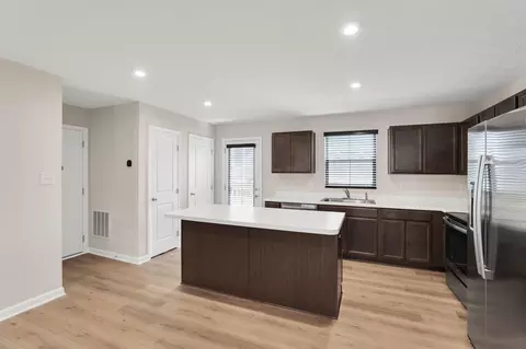 Kitchen - 224 Mackinac Dr, Springfield, OH 45505 photo 1 of 6