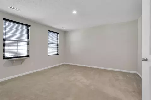 Bedroom - 224 Mackinac Dr, Springfield, OH 45505 photo 1 of 9