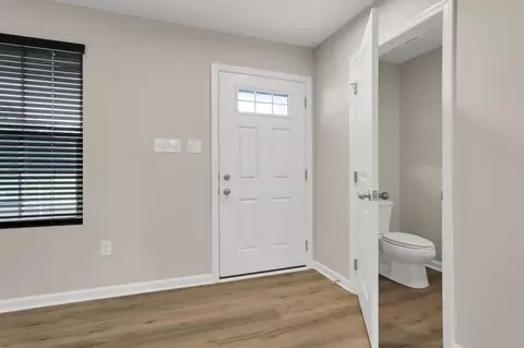 Entry Way - 224 Mackinac Dr, Springfield, OH 45505 photo 1 of 9