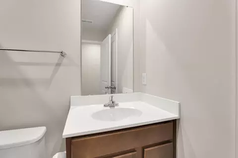 Bath - 224 Mackinac Dr, Springfield, OH 45505 photo 4 of 4