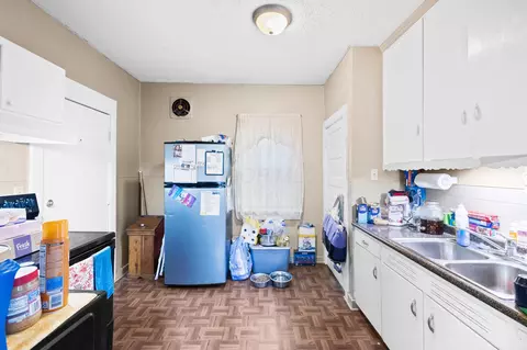 Kitchen - 552 N Prospect St, Marion, OH 43302 photo 2 of 2
