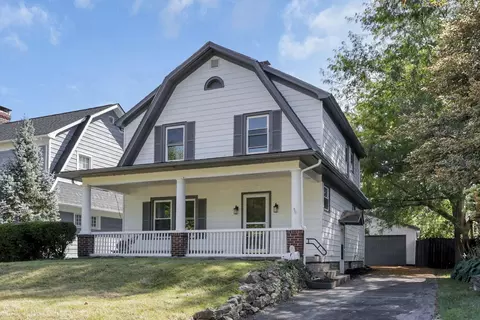 141 S Kensington Pl, Springfield, OH 45504