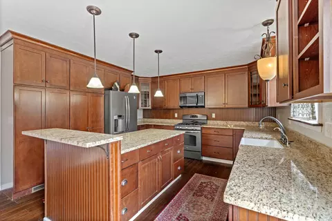 Kitchen - 112 Spring Brook Ct, Pataskala, OH 43062 photo 3 of 10