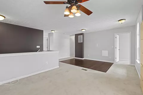 Living - 112 Spring Brook Ct, Pataskala, OH 43062 photo 11 of 11