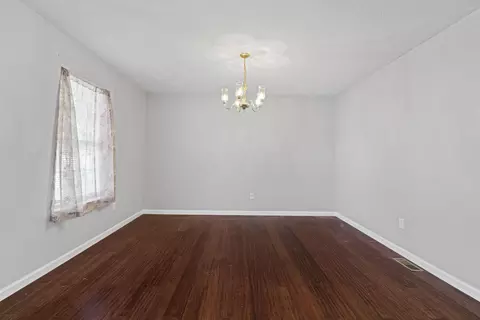 Living - 112 Spring Brook Ct, Pataskala, OH 43062 photo 1 of 11