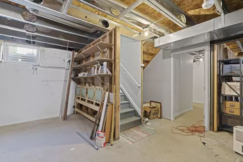 Entry Way - 112 Spring Brook Ct, Pataskala, OH 43062 photo 5 of 5