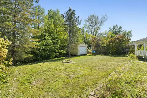 Exterior - 112 Spring Brook Ct, Pataskala, OH 43062 photo 7 of 8
