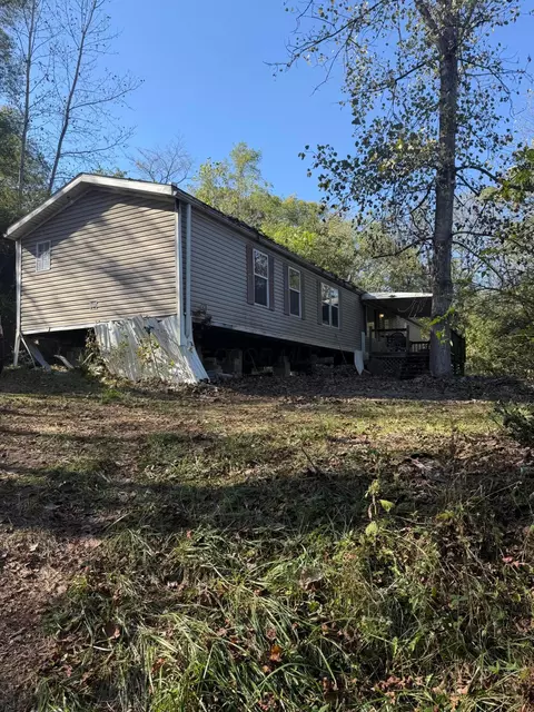 5540 Hoover St, Roseville, OH 43777